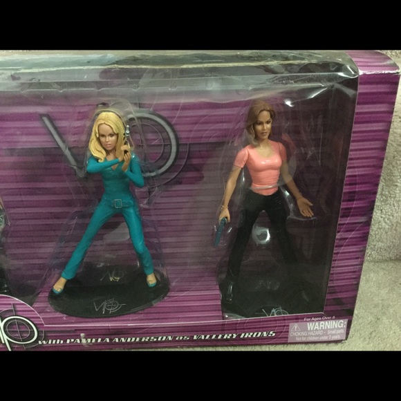 TV series VIP with Pamela Anderson Figurines - Picture 4 of 5